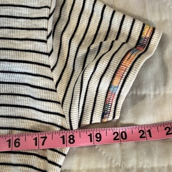 Hem & Thread Women’s Cream and Navy Striped Tee Shirt Dress Size Small NWT - Picture 10 of 10